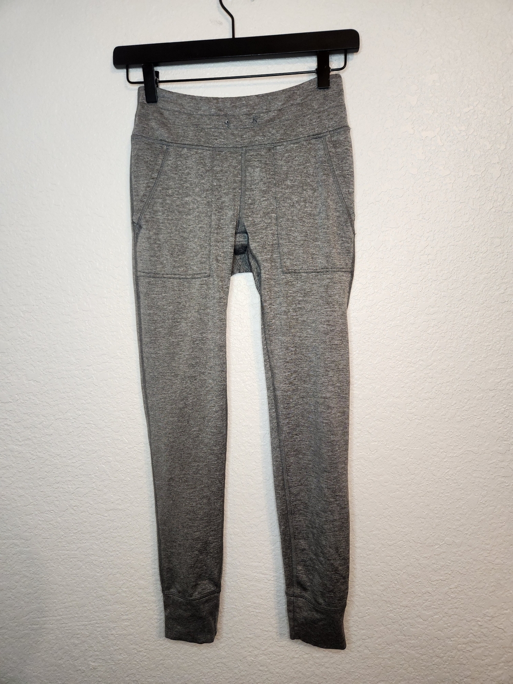 Aerie Chill play move size S Gray Active Jogger Pants Womens
